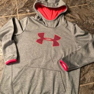 💥SOLD!!!!!! Under Armor girls hoodie sz.12